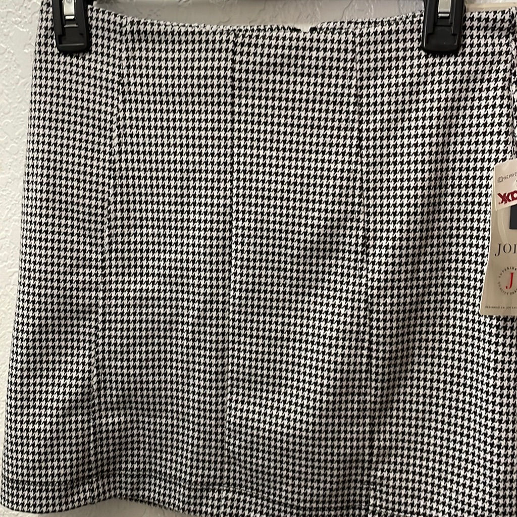 Jolt Brand Mini Design Skirt